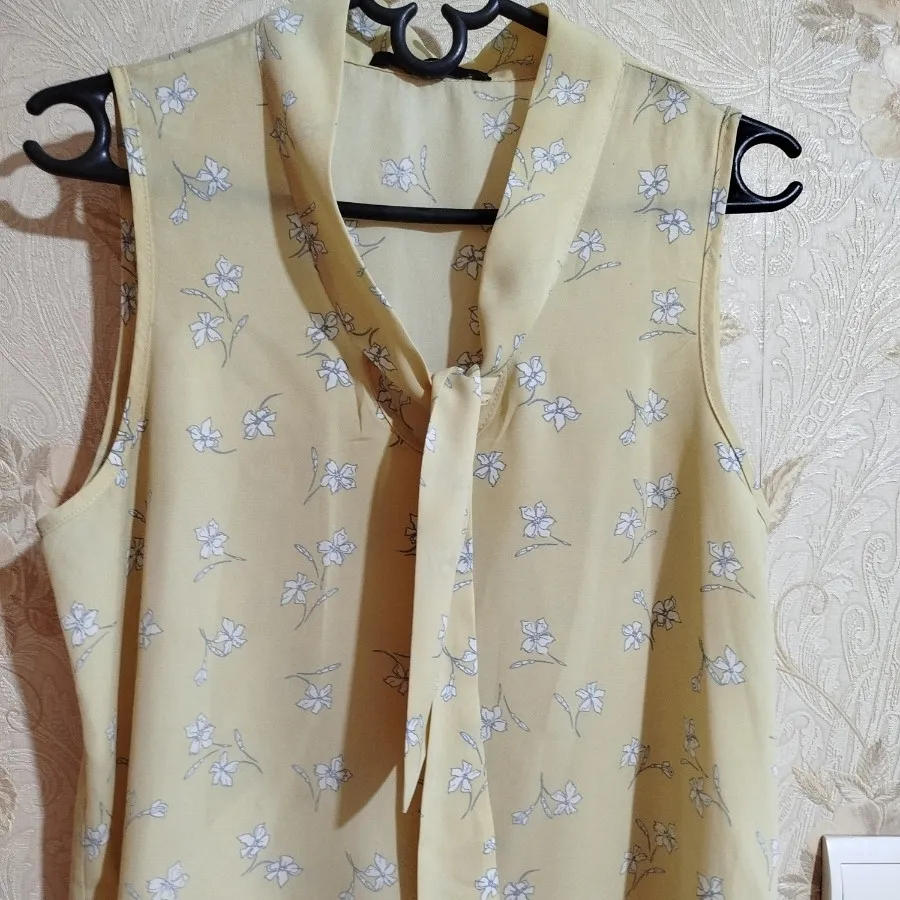 تاپ دخترانه