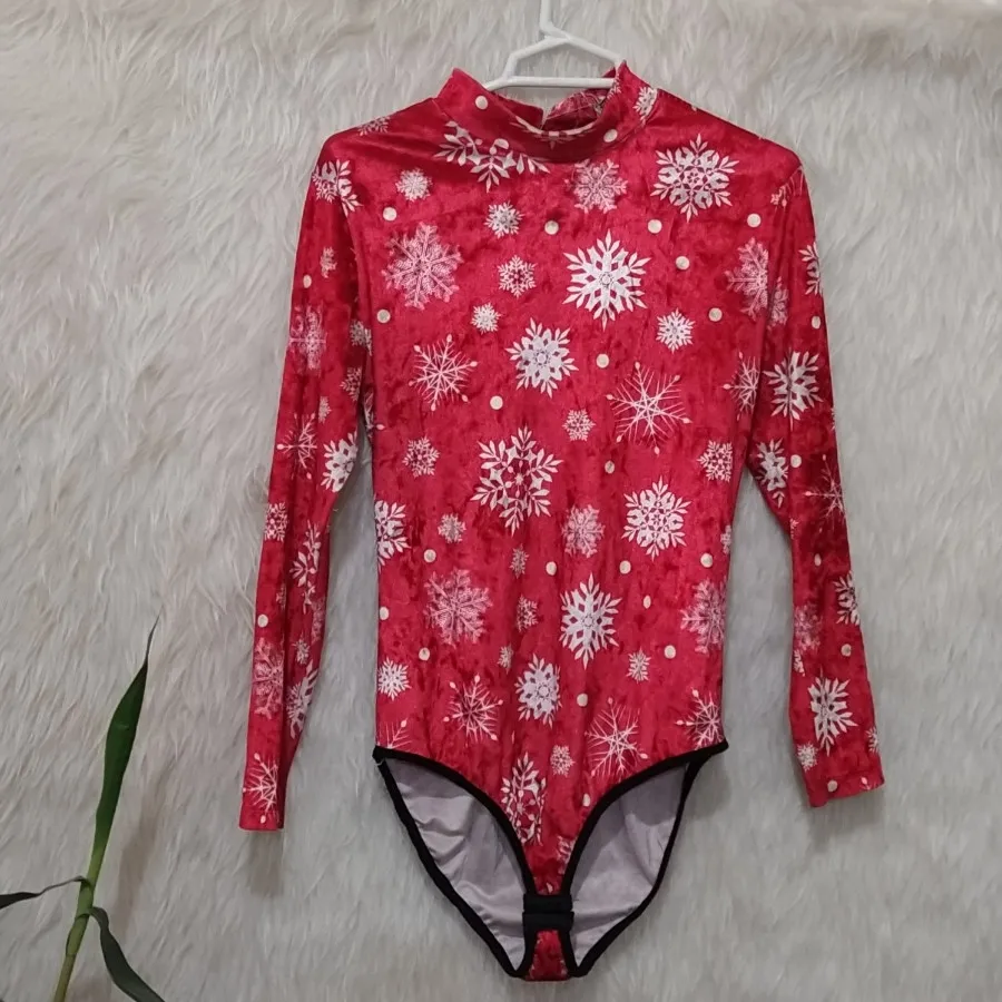 بادی مخمل برفی