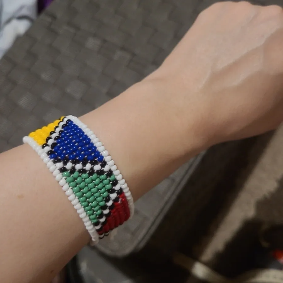 دستبند منجوقی  افریقایی