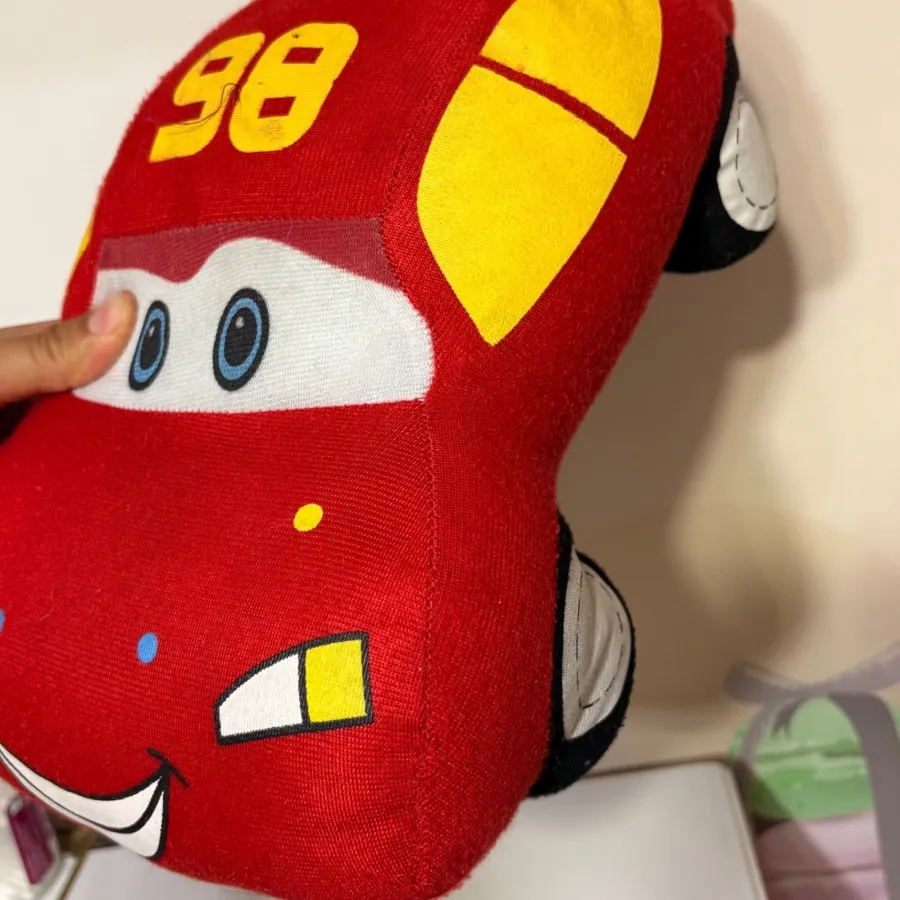 مک کویین پارچه ای