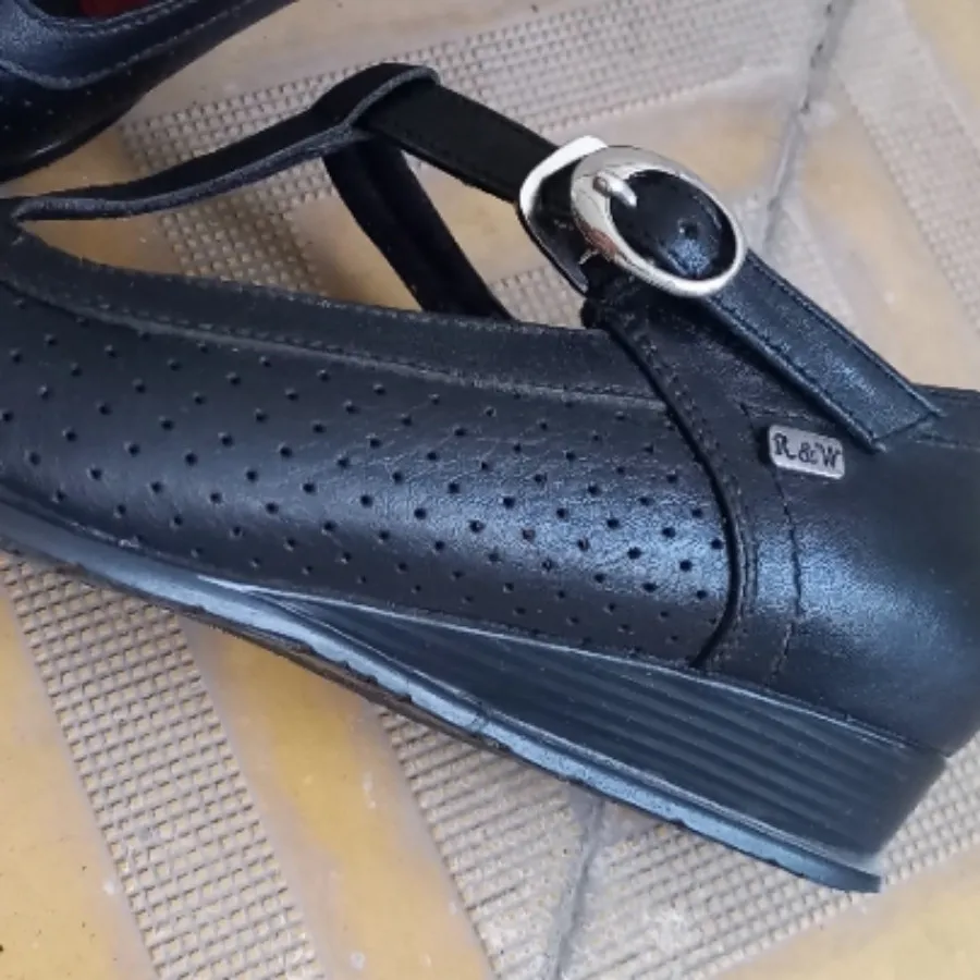 کفش عروسکی شیک