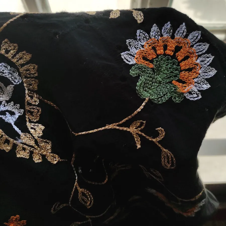 مانتو سوزن دوزی کاملا نو