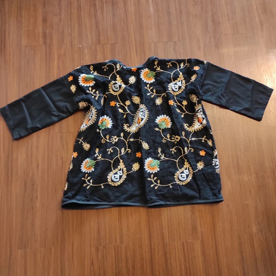 مانتو سوزن دوزی کاملا نو