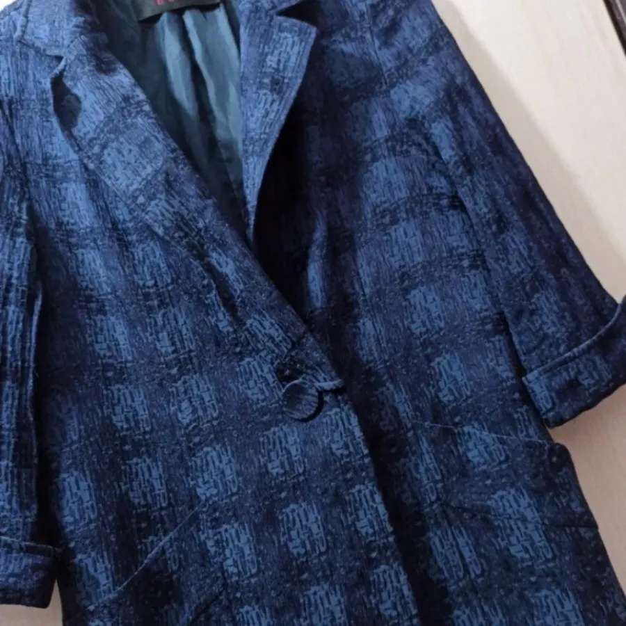 مانتو ژاکارد