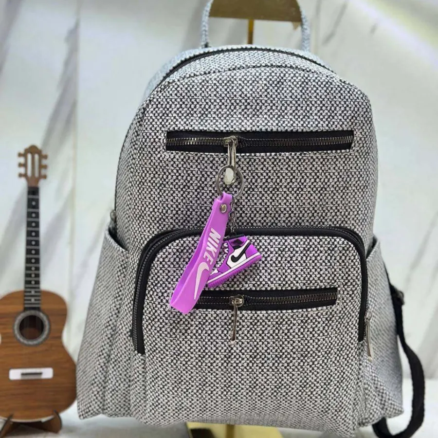 کوله پشتی کنفی