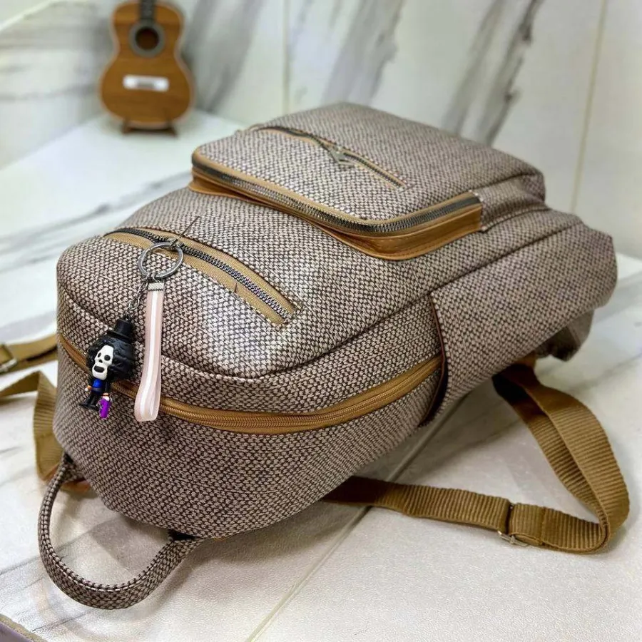 کوله پشتی کنفی