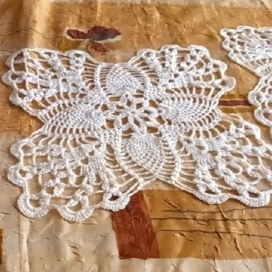 رومیزی ابریشمی کار دست