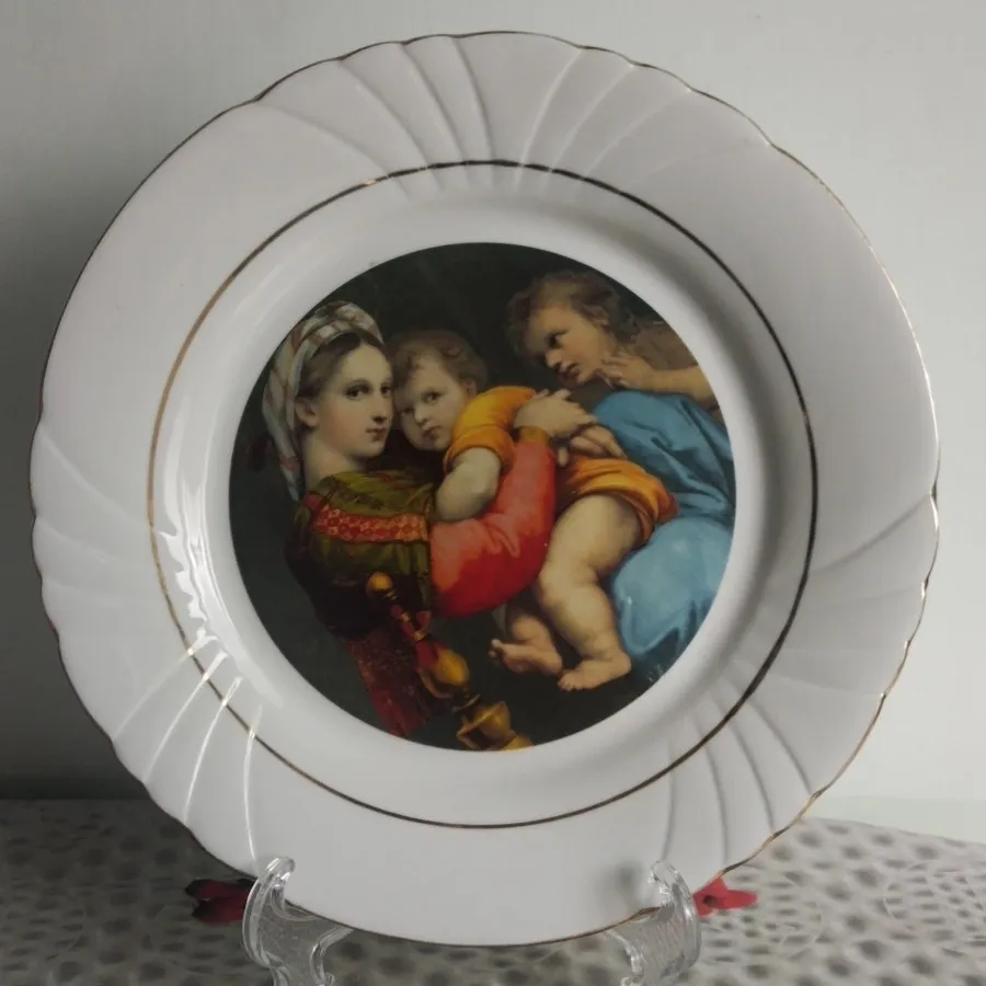 بشقاب دیوار کوب