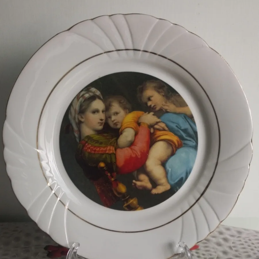 بشقاب دیوار کوب