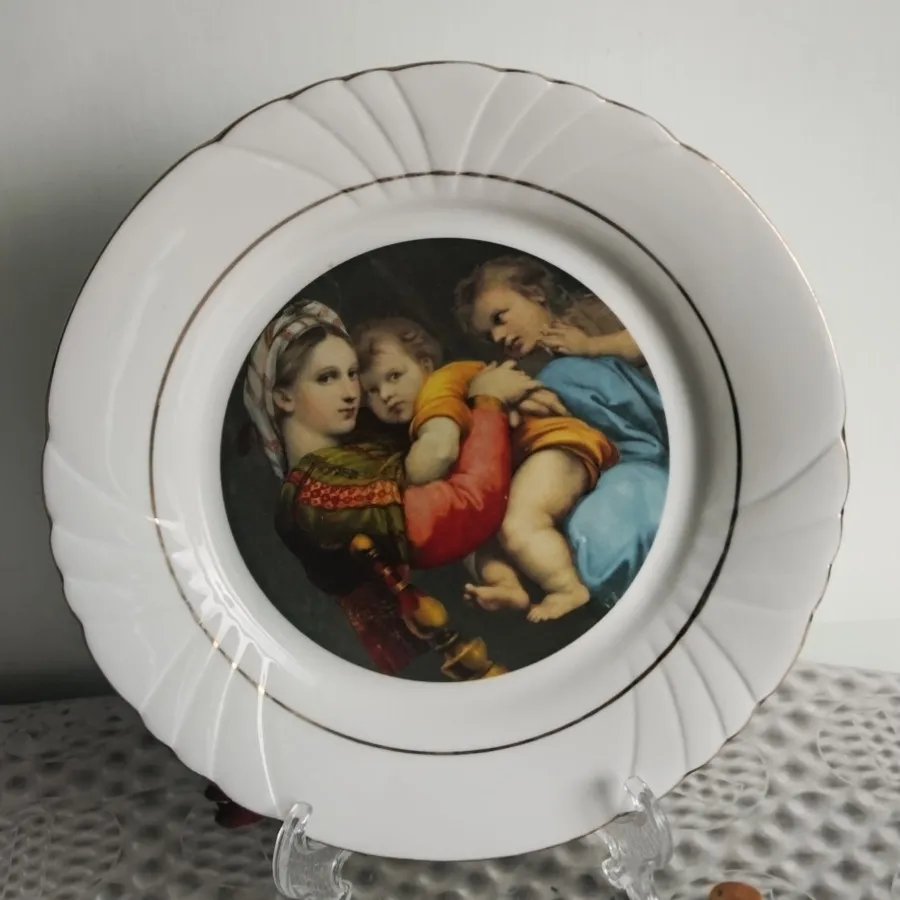 بشقاب دیوار کوب