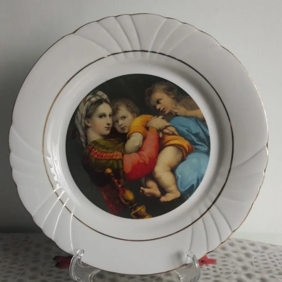 بشقاب دیوار کوب