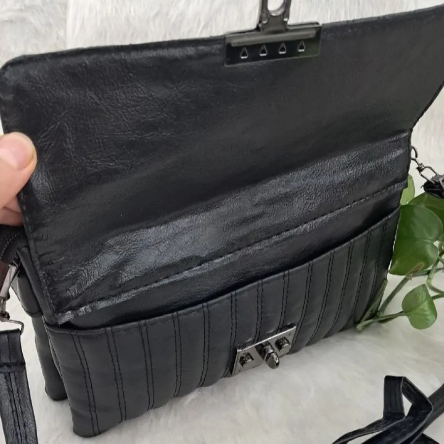 کیف پاسپورتی آریس