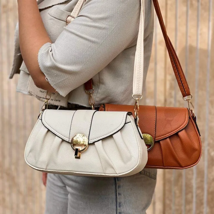 کیف پاسپورتی چروک