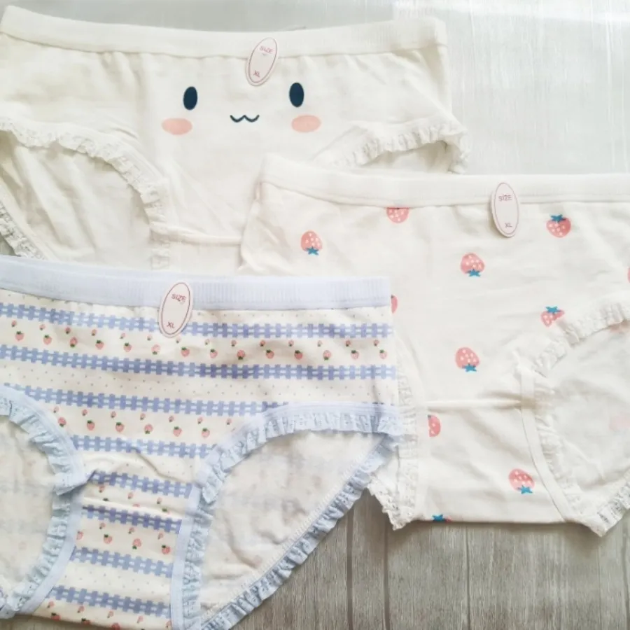 شورت عروسکی نخی 3 عددی