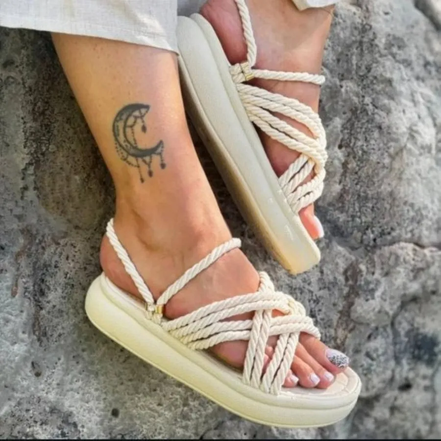 کفش تابستونی