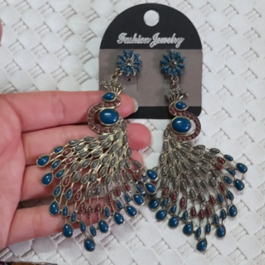 گوشواره بزرگ