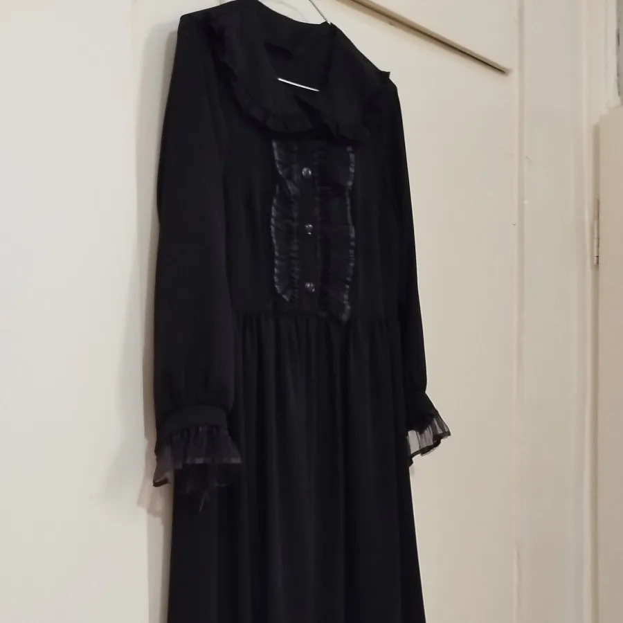 پیراهن مشکی مزونی