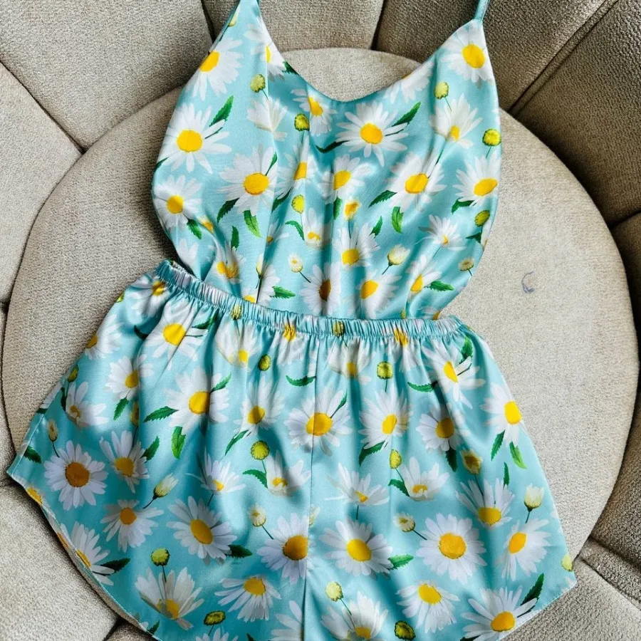 تاپ و شورتک