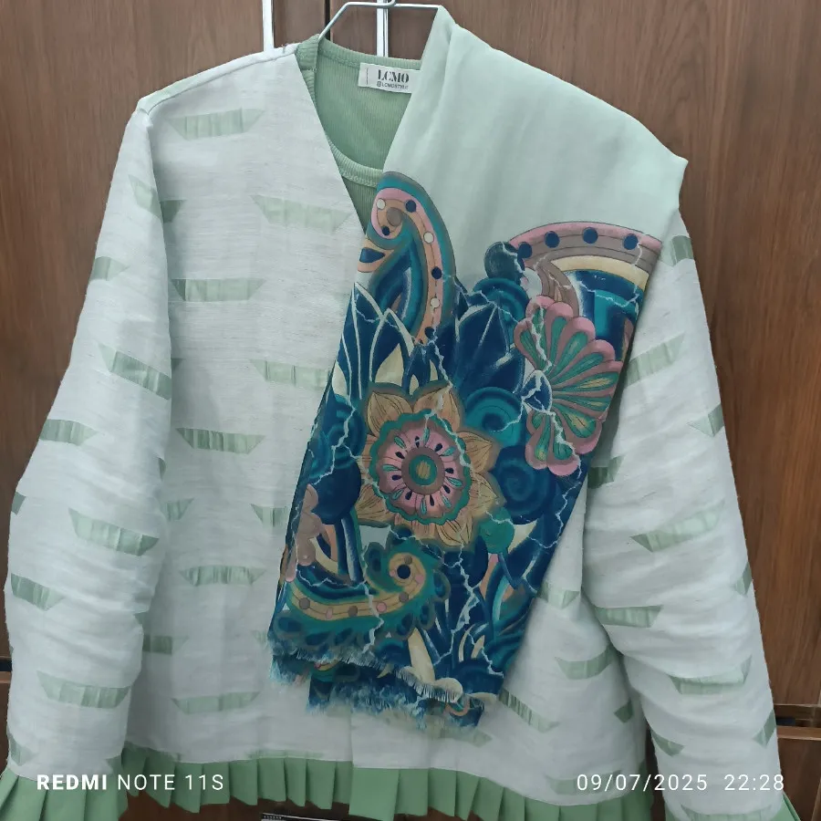 کت ژاکارد،تاپ و شال