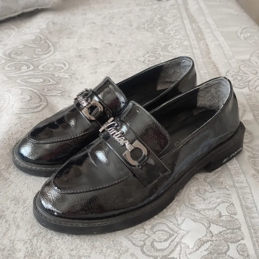 کفش کالج زنانه