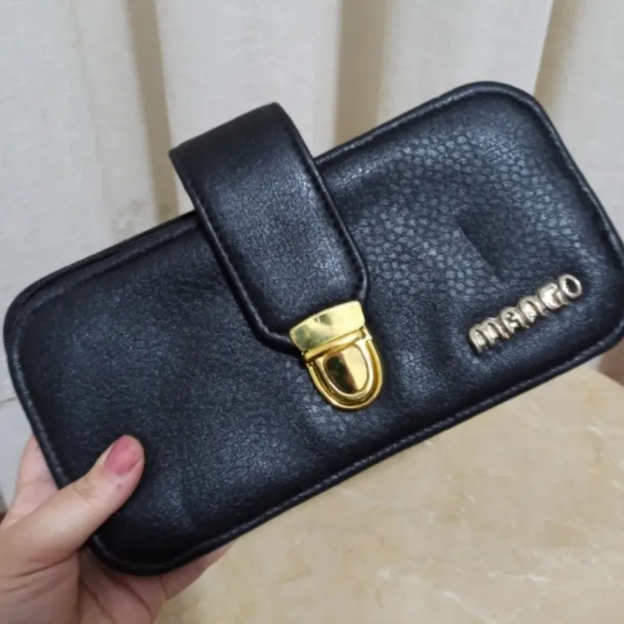 کیف مارک mango