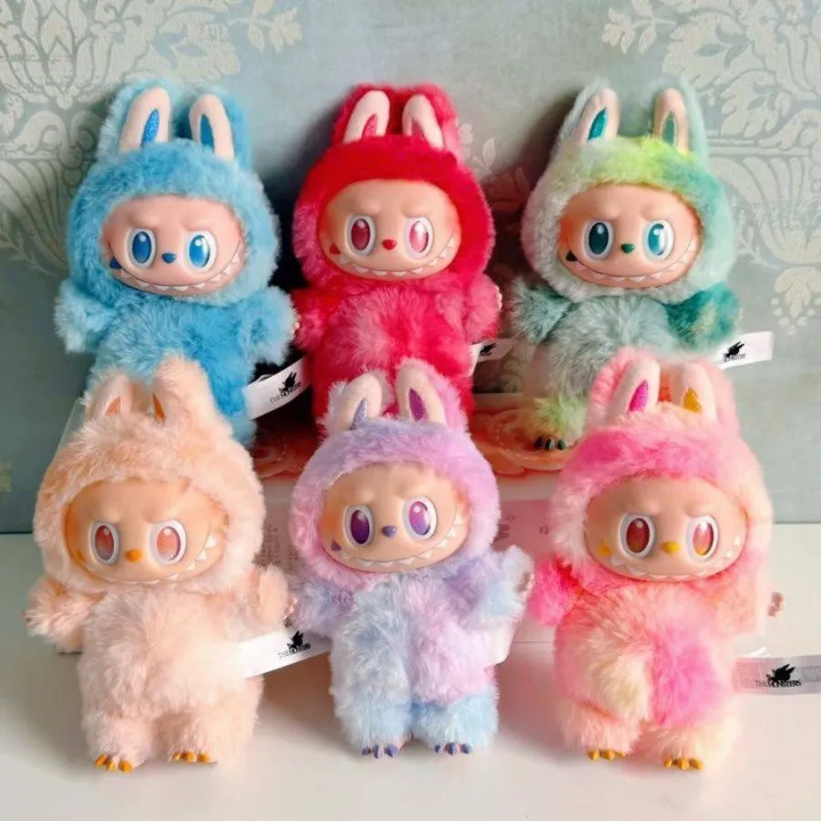 عروسک لبوبو