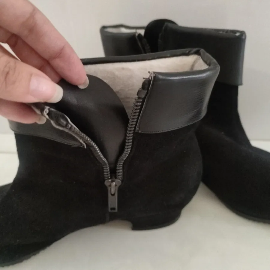 نیم بوت چرم و جیر