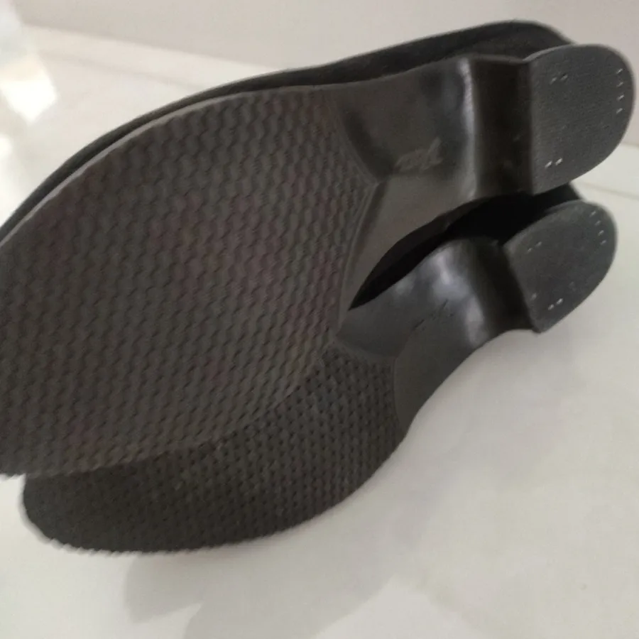 نیم بوت چرم و جیر