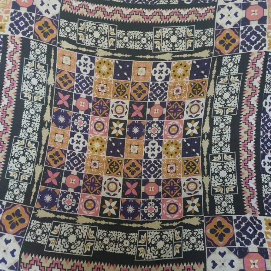 روسری نخی قواره دار