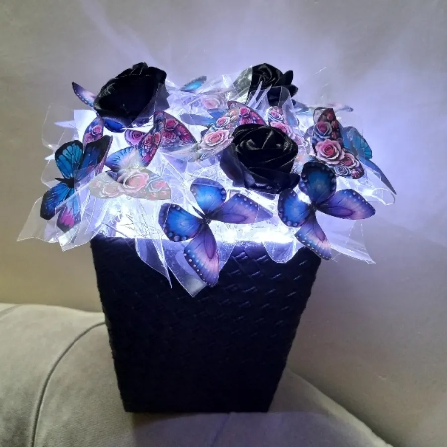 باکس گل و پروانه