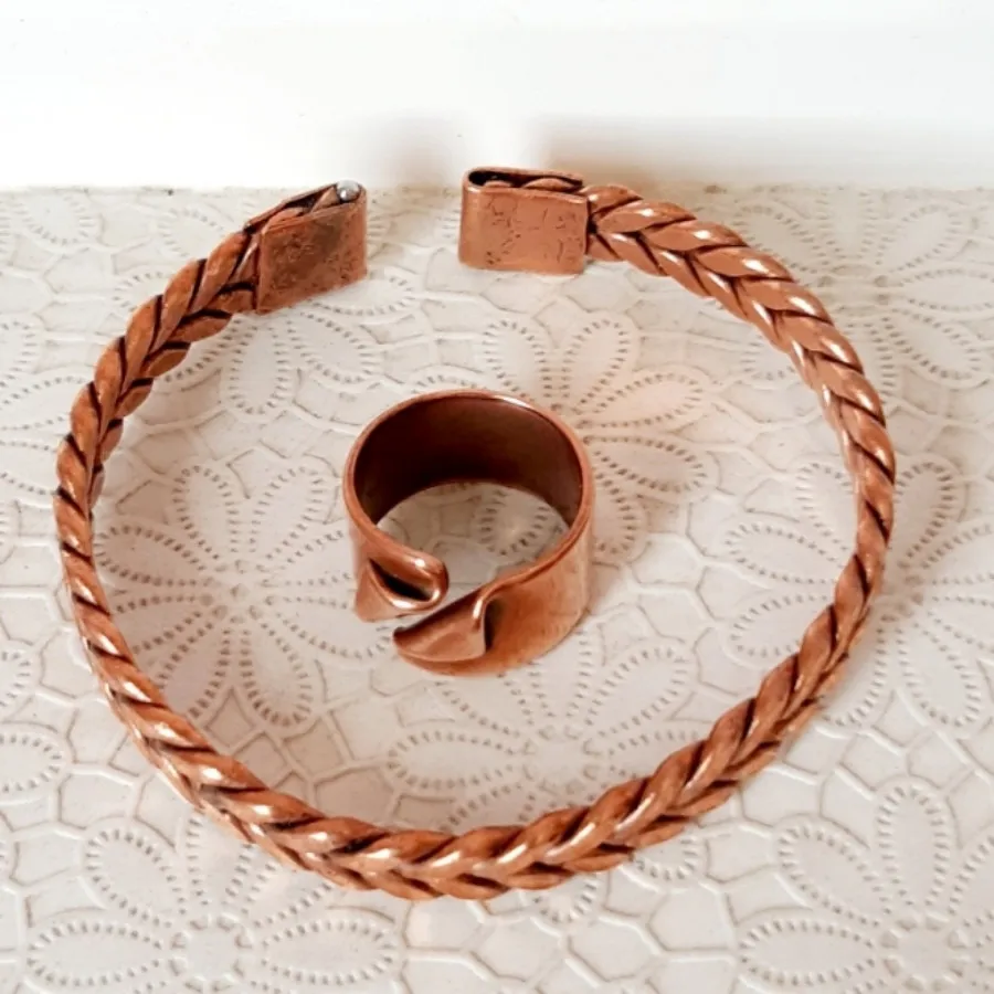 ست دستبند و انگشتر