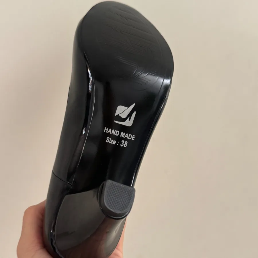 کفش ورنی پاشنه بلند مشکی