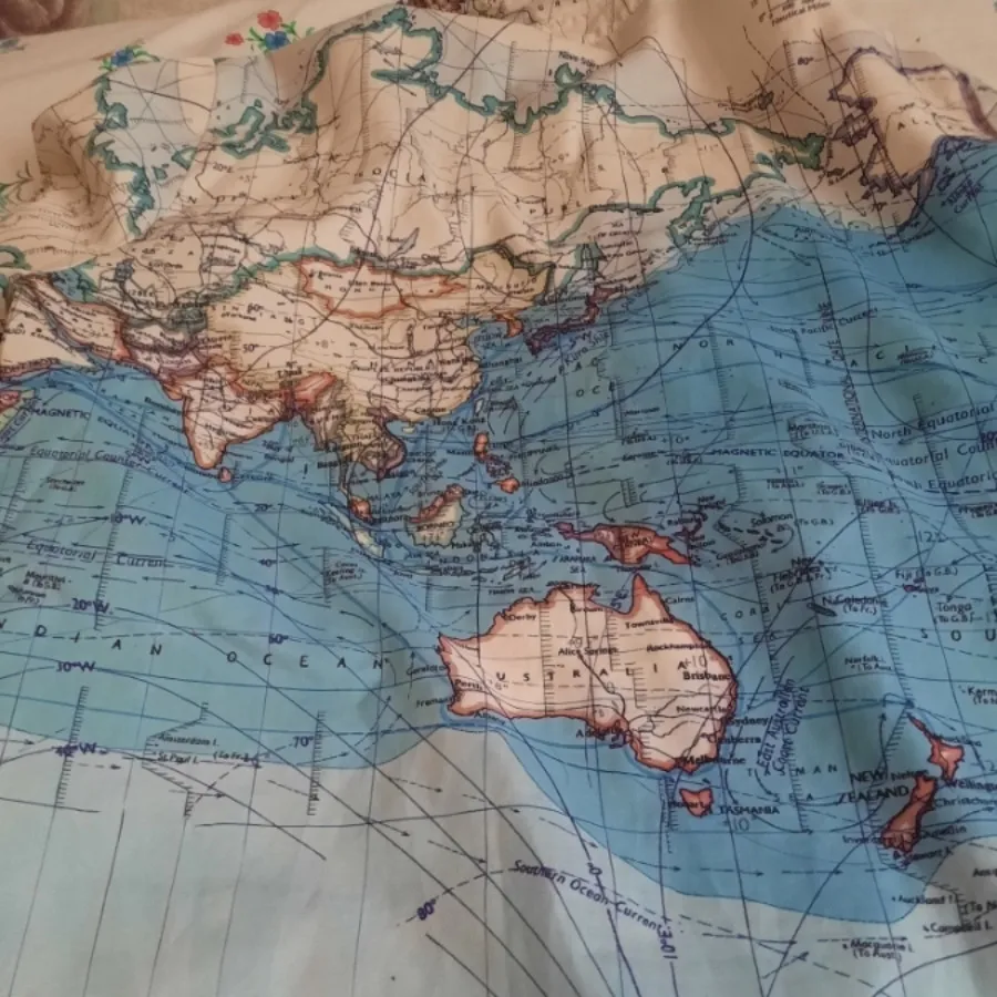 شومیز طرح کره زمین