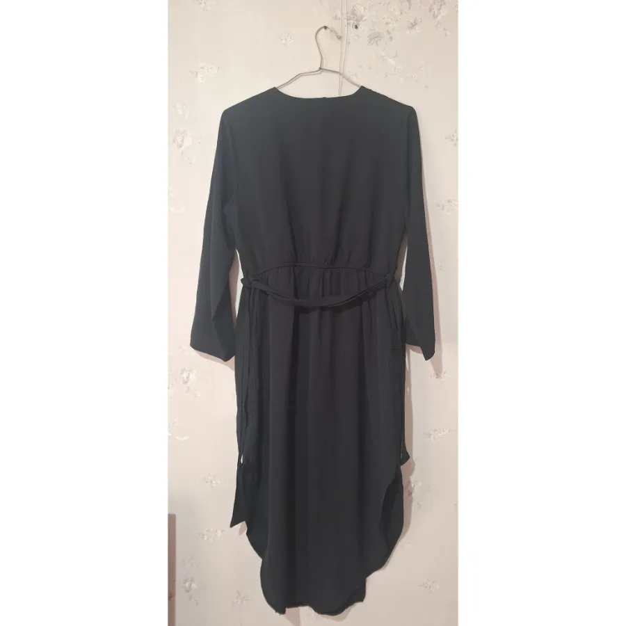 مانتو جلو بسته