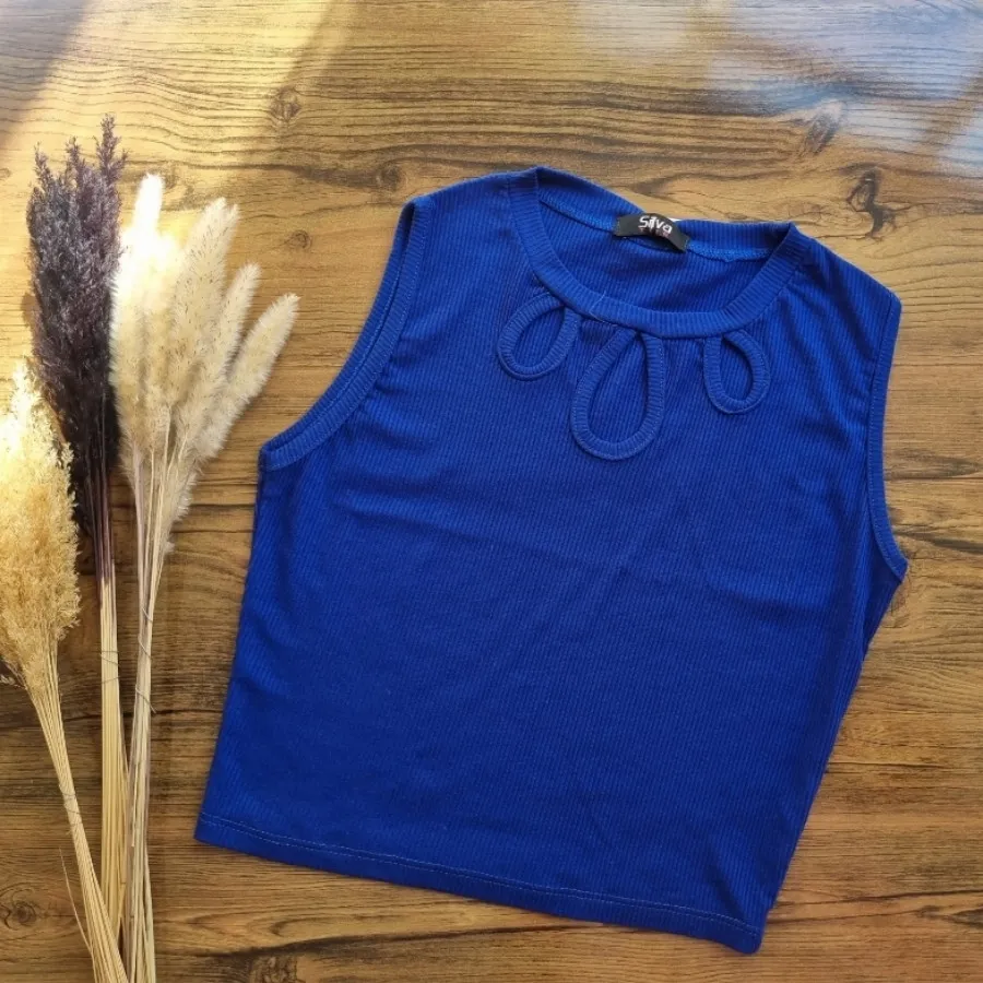 کراپ تاپ اشکی