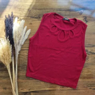 کراپ تاپ اشکی