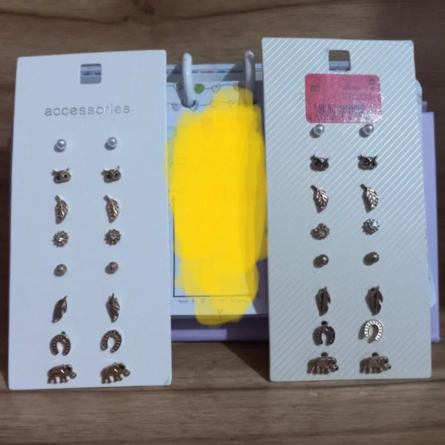 گوشواره میخی