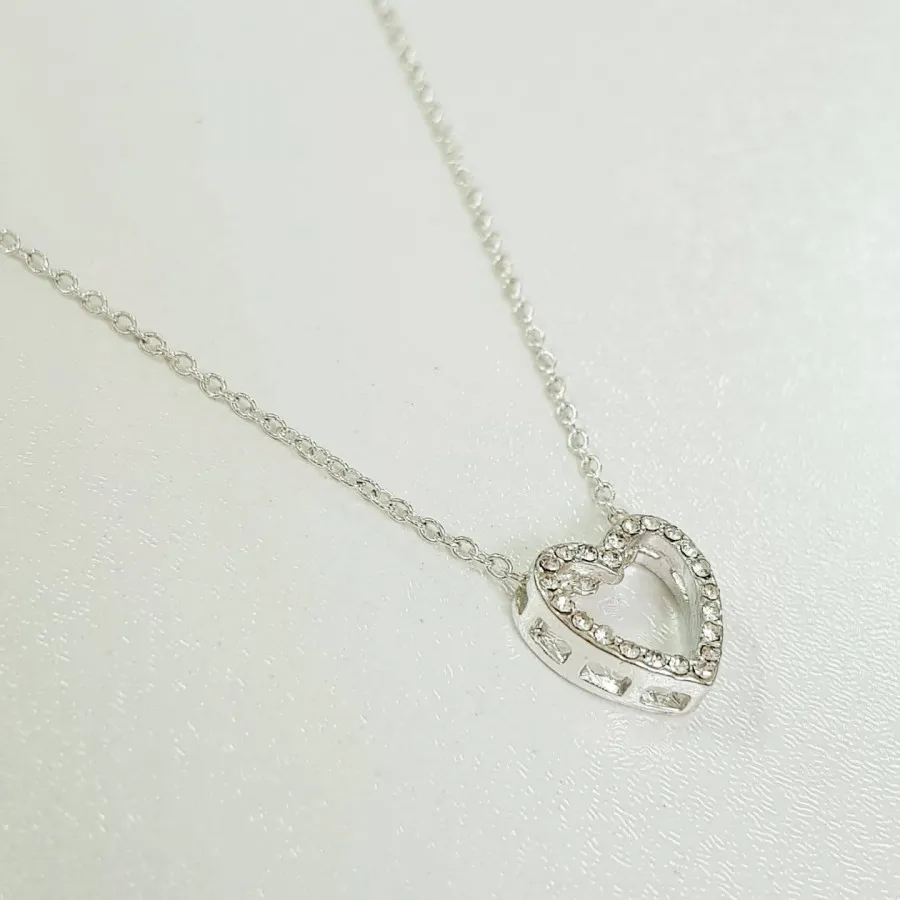 گلوبند قلبی نگین دار