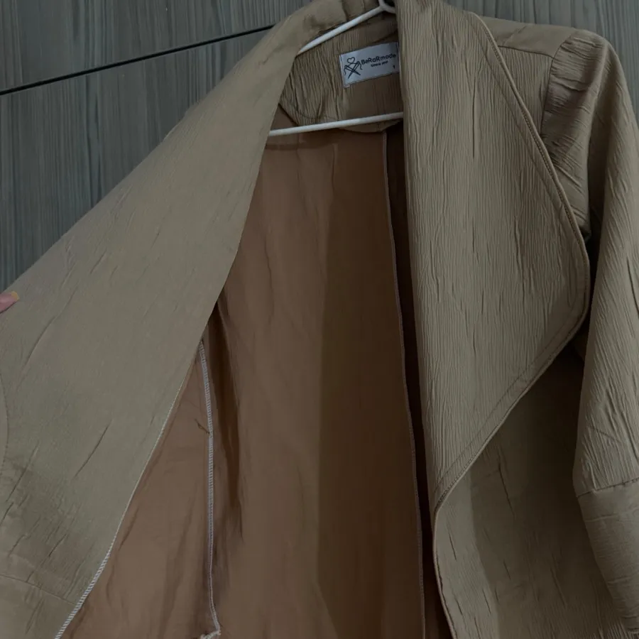 کت داخل لایه کشی شده