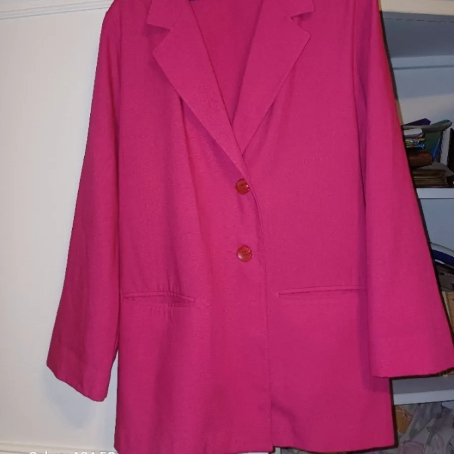 مانتو یا کت تک