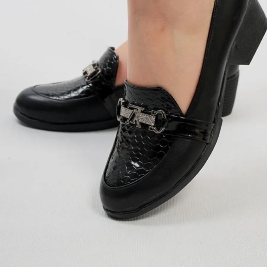 کفش کالج چرم زنانه