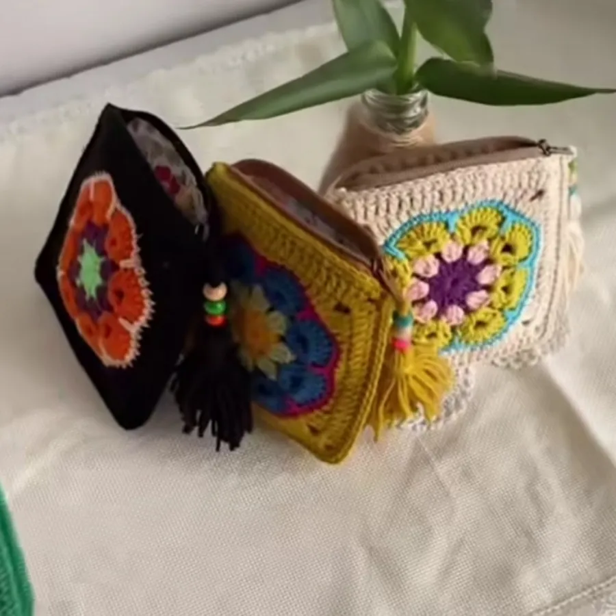 کیف پول کوچک نقلی?