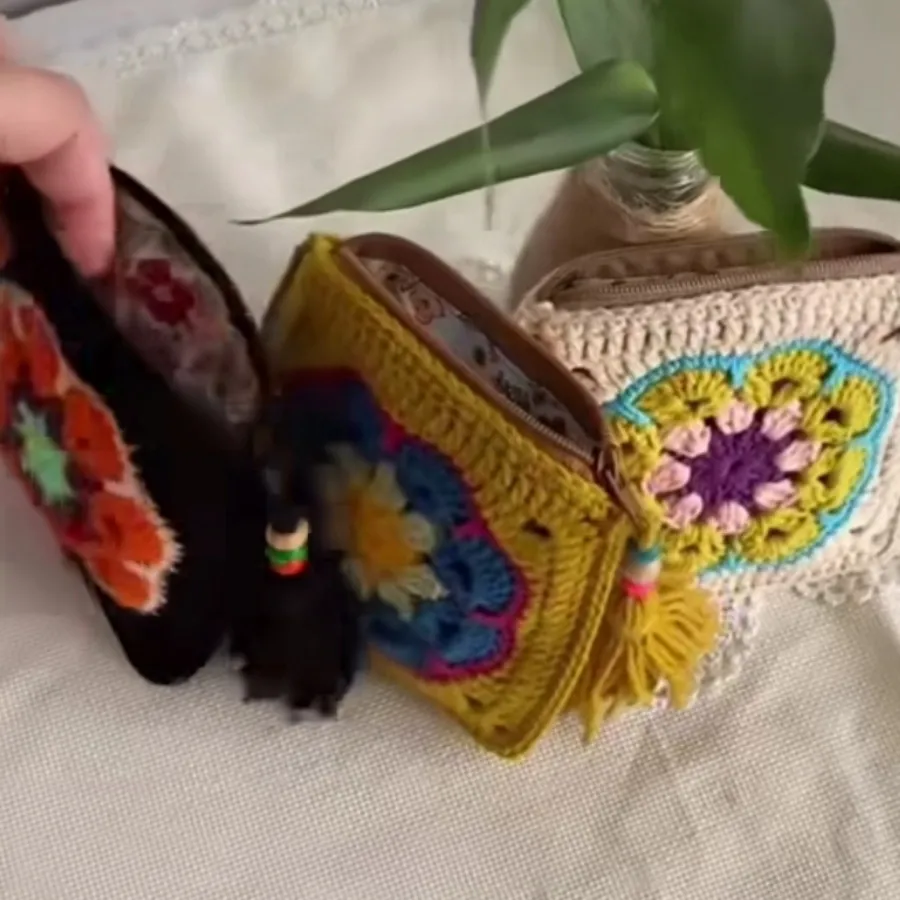 کیف پول کوچک نقلی?