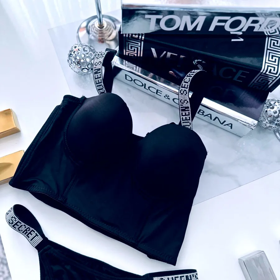 ست لباس زیر ویکتوریاسکرت