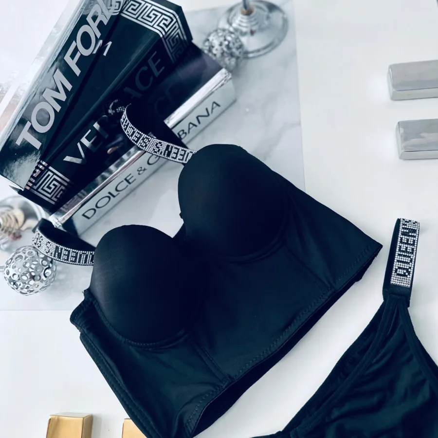 ست لباس زیر ویکتوریاسکرت