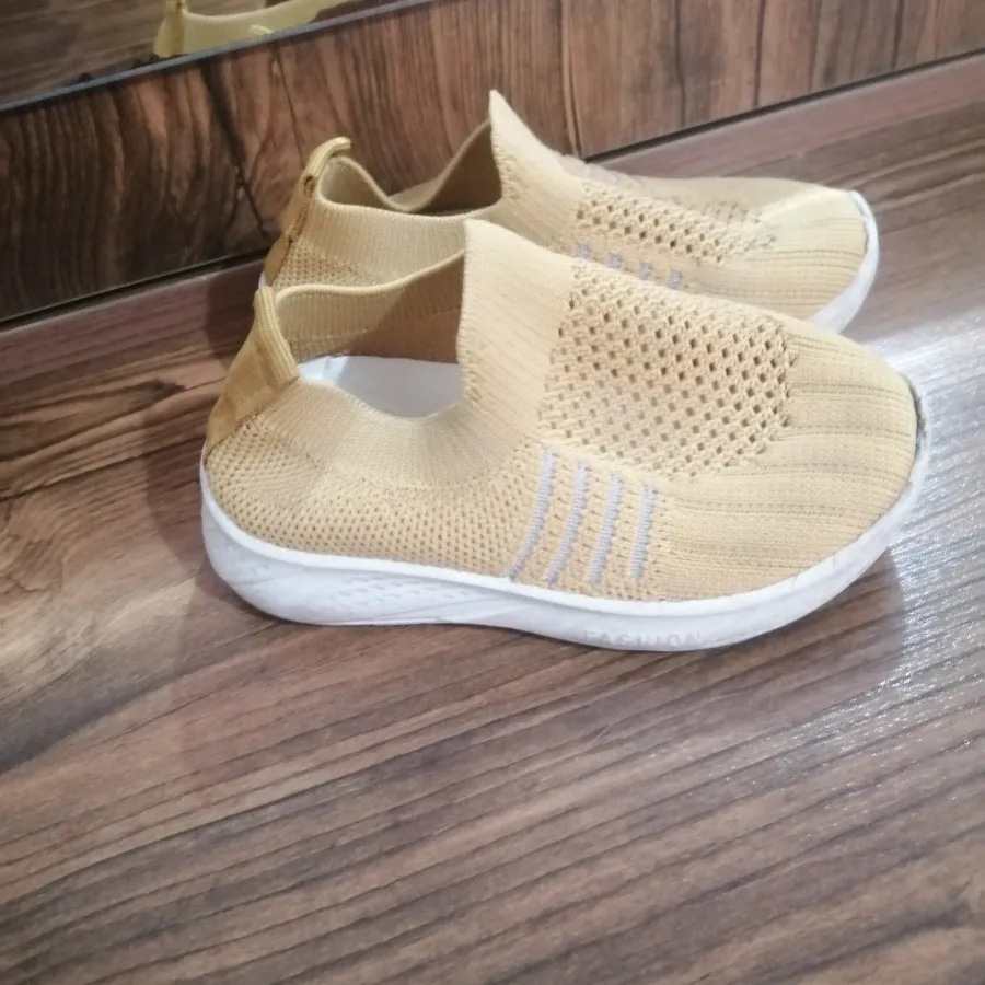 کفش کاملا نو