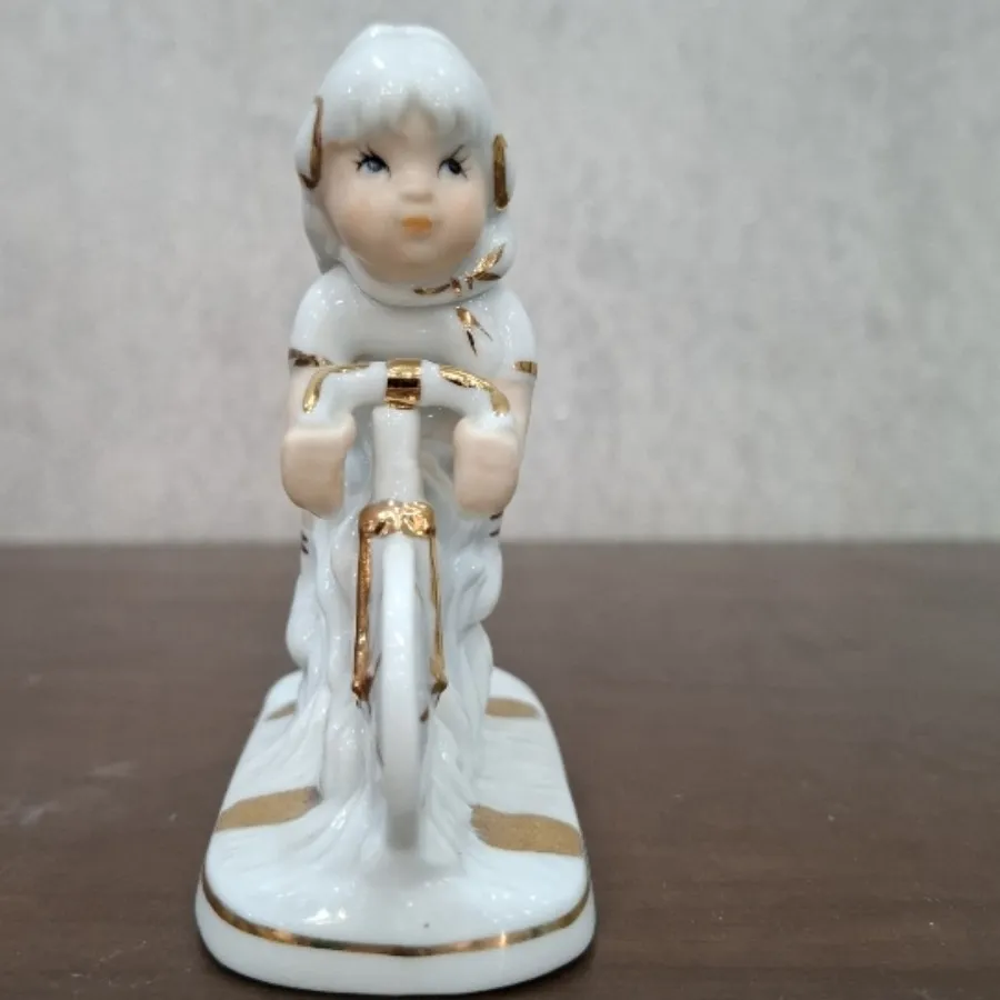 مجسمه انتیک