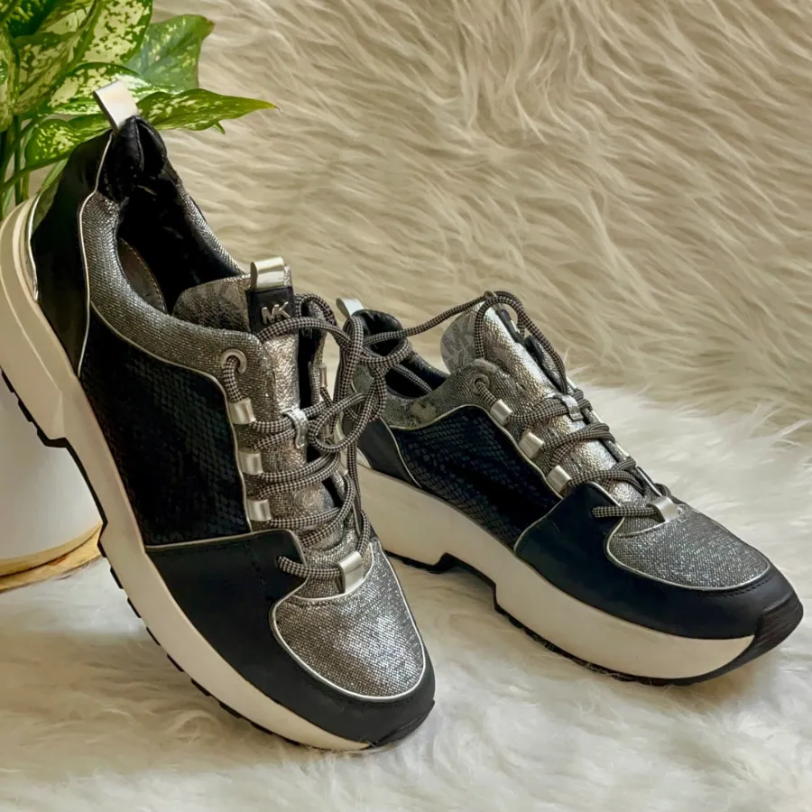 کتونی مایکل کورس سایز42