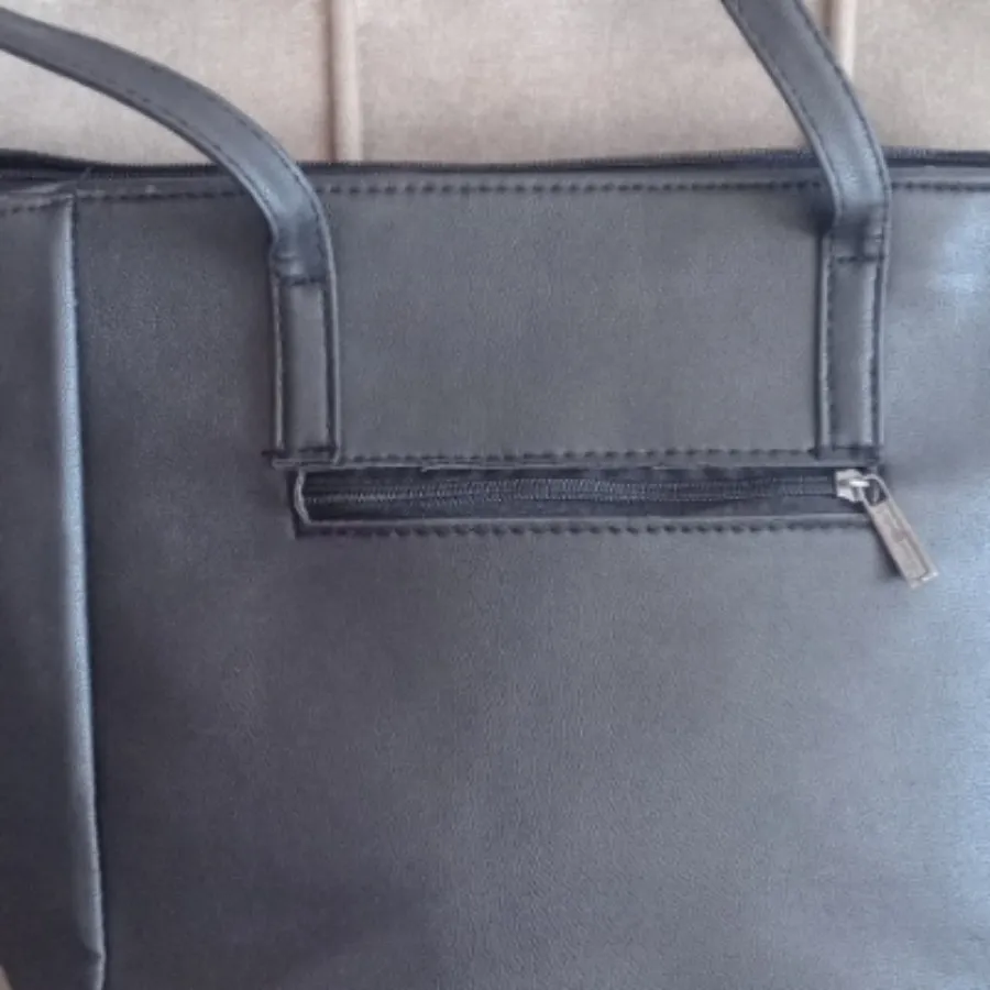 کیف مشکی دوشی زنانه