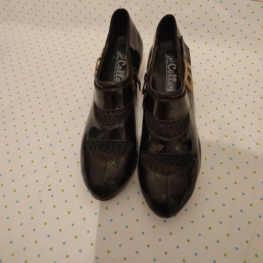 ست کیف و کفش ورنی